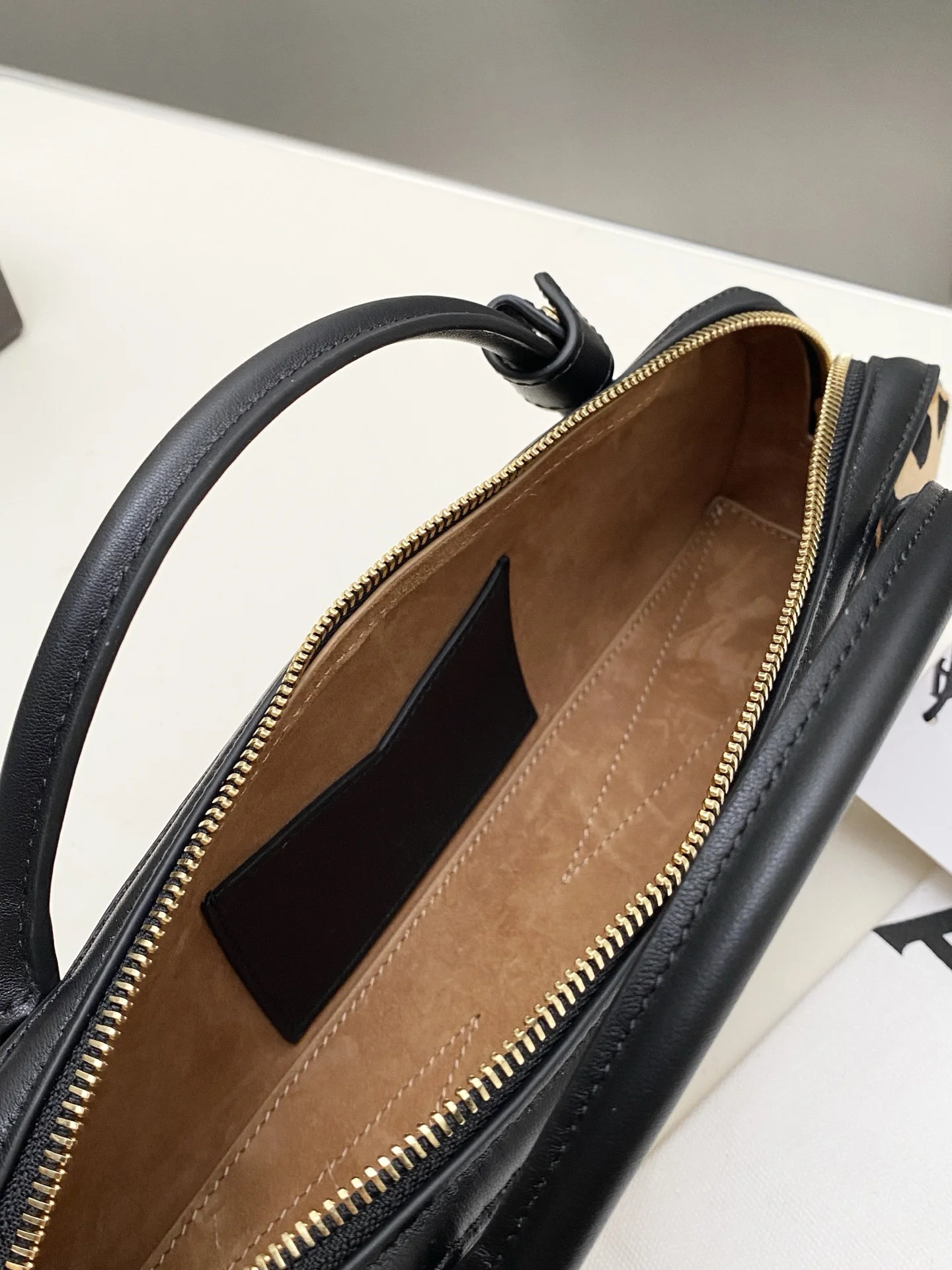 ALAIA Clutches Bags Suede Calfskin (Brown-Black) 31X10X7CM H20202608100368 - Image 7