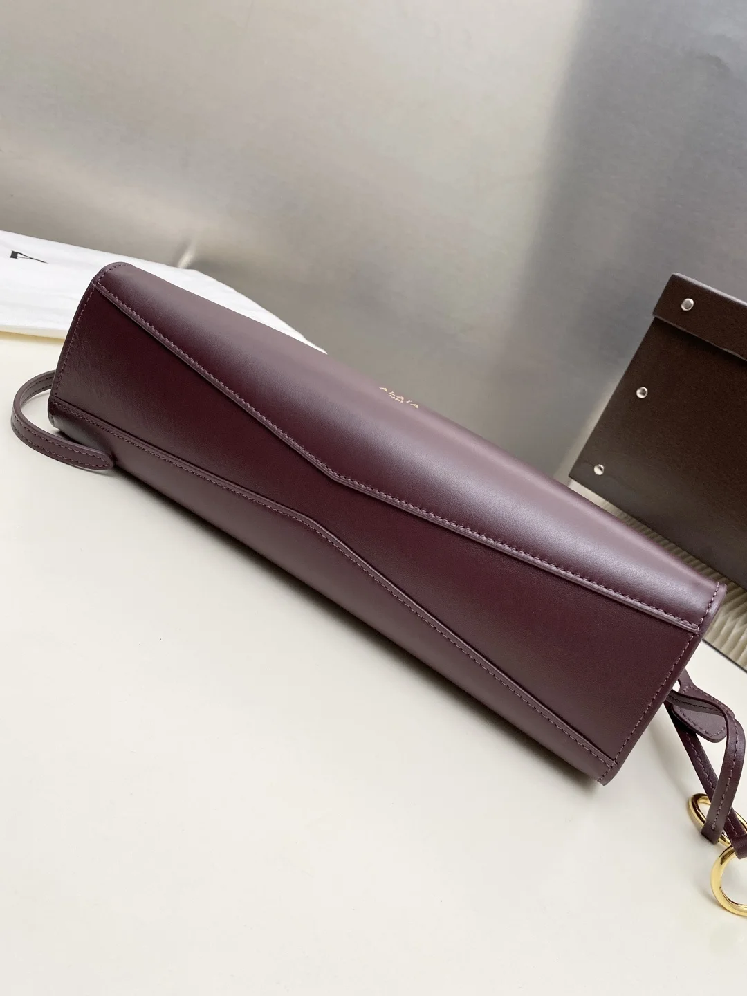 ALAIA Shoulder Bags Calf Leather (Burgundy-Gold) 30X14X9CM G00202608100382 - Image 6