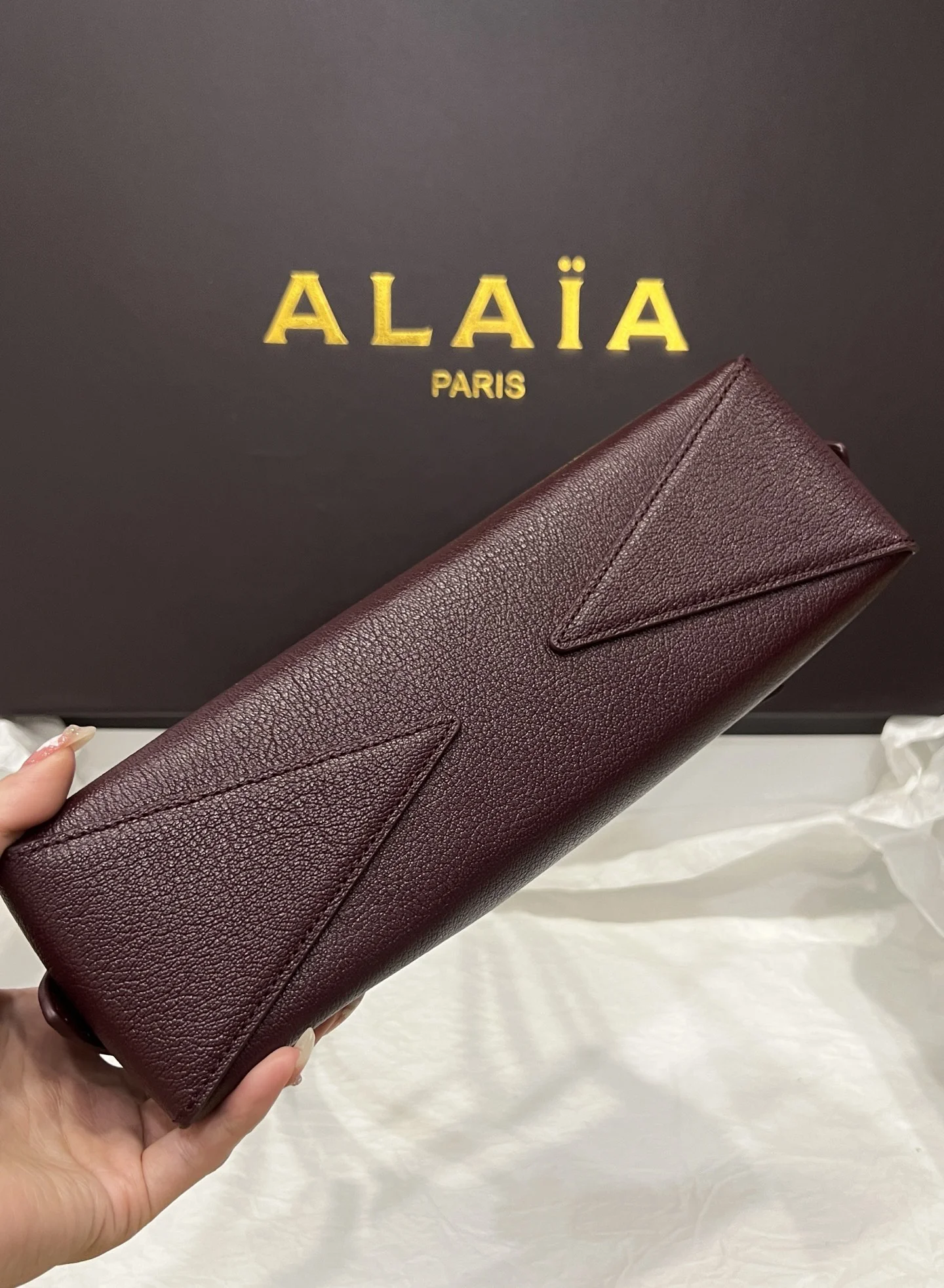 ALAIA Shoulder Bags Leather (Burgundy-Silver) 27X9X8CM G20202608100424 - Image 9