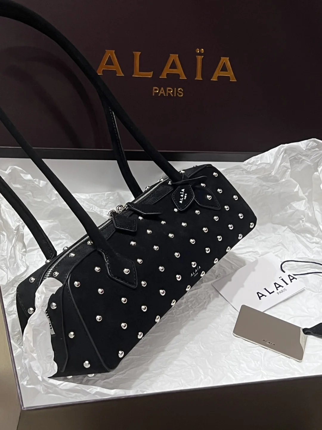 ALAIA Shoulder Bags Suede (Black-Silver) 33X10X11 H00202608100407 - Image 4