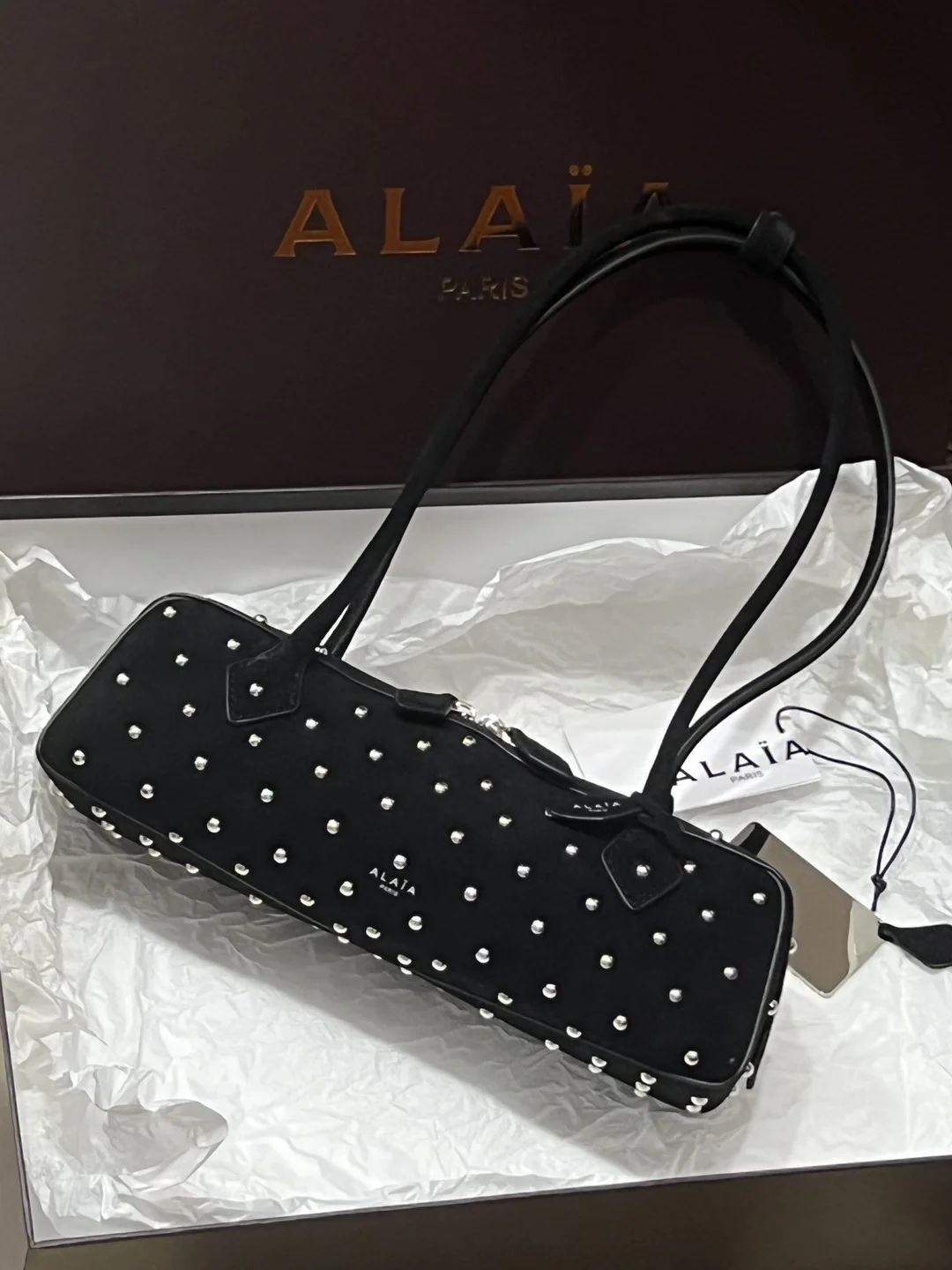 ALAIA Shoulder Bags Suede (Black-Silver) 33X10X11 H00202608100407 - Image 6