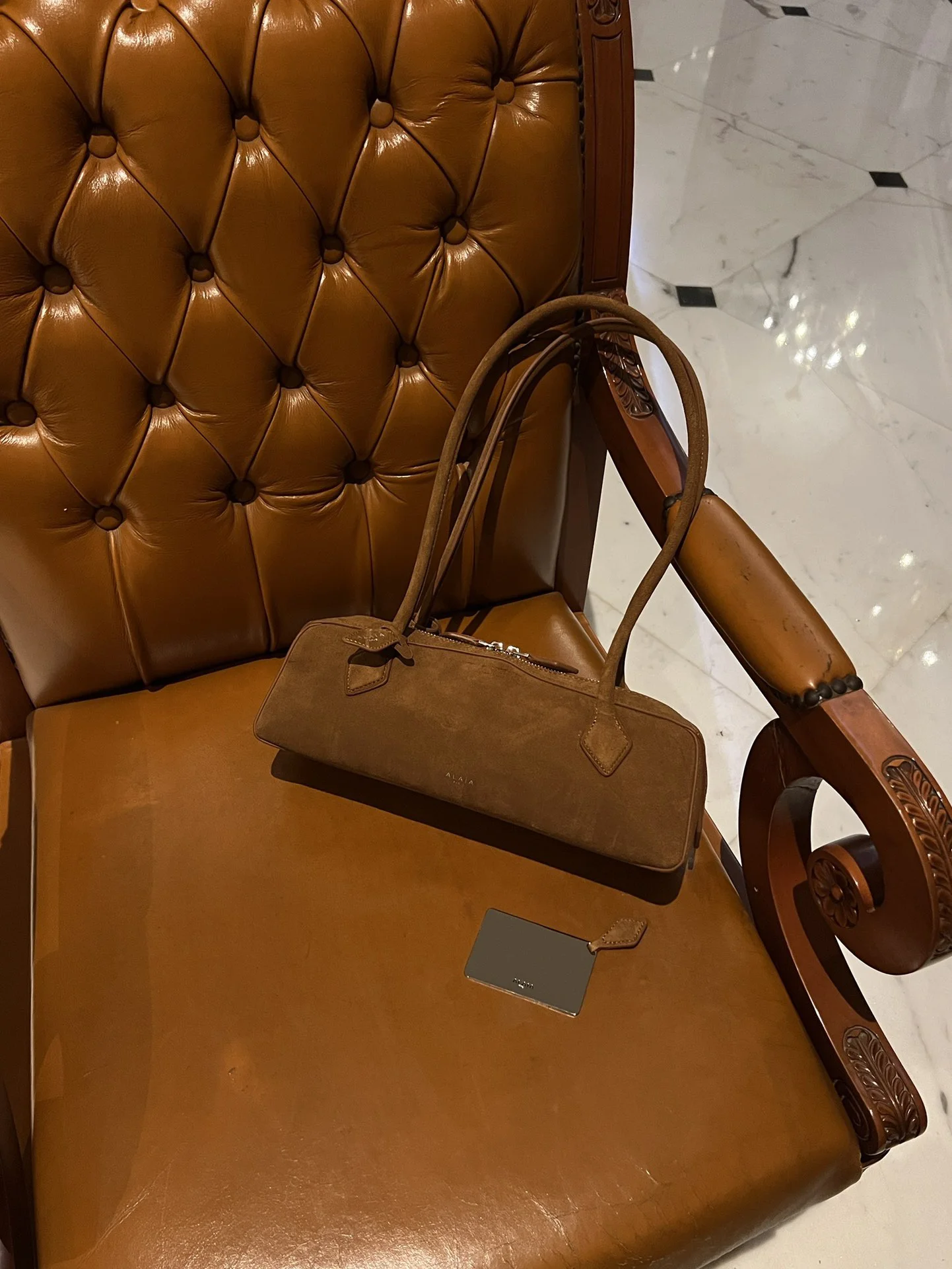 ALAIA Shoulder Bags Suede (Brown) 33X10X11 G80202608100427