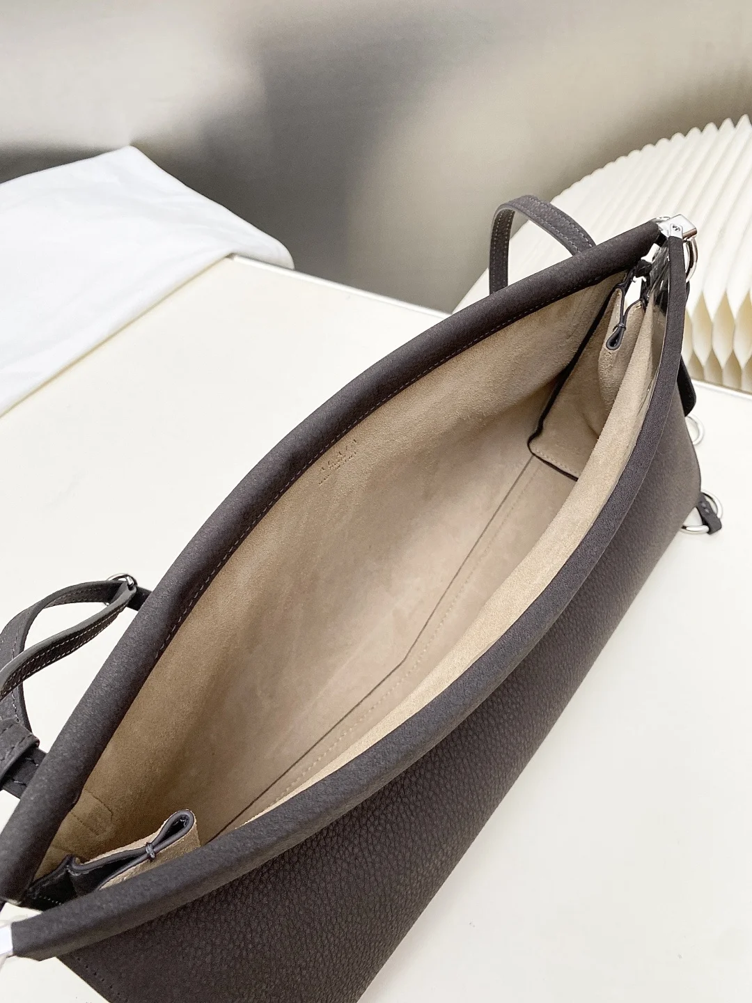 ALAIA Shoulder Bags Suede Leather (Brown-Silver) 30X14X9CM G00202608100394 - Image 8