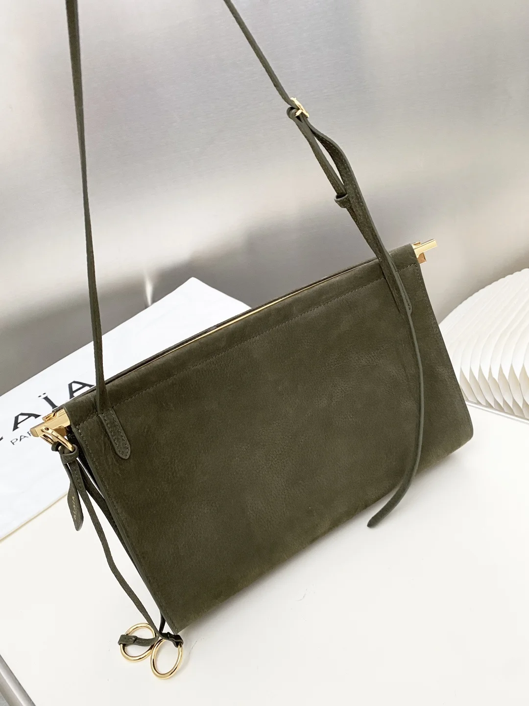 ALAIA Shoulder Bags Suede Leather (Green-Gold) 30X21X9CM G30202608100380 - Image 4