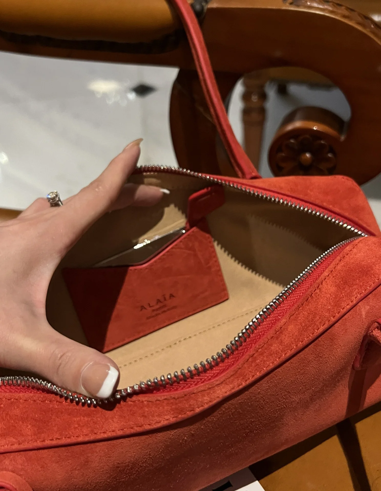 ALAIA Shoulder Bags Suede (Red) 33X10X11 G80202608100423 - Image 8