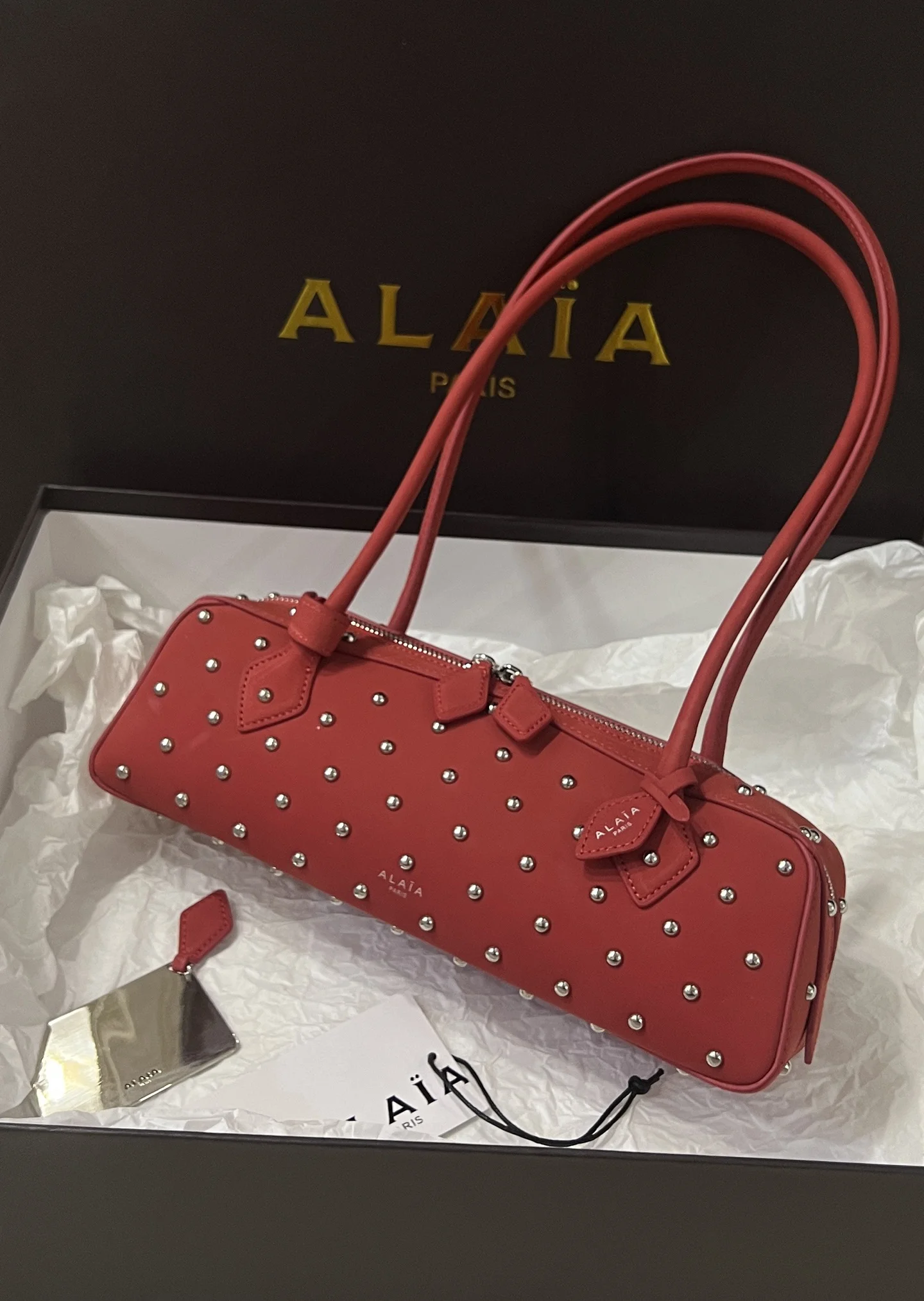 ALAIA Shoulder Bags Suede (Red-Silver) 33X10X11 H00202608100419 - Image 4