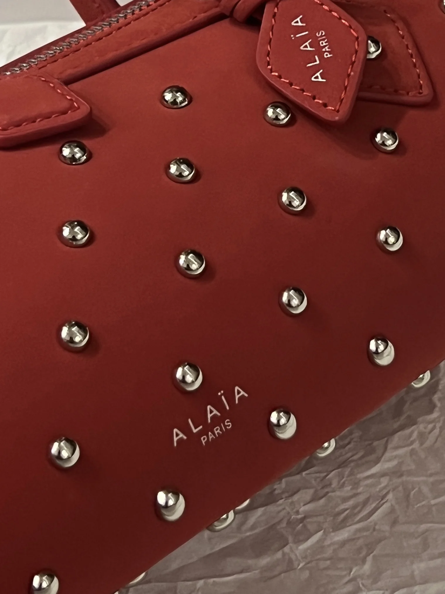 ALAIA Shoulder Bags Suede (Red-Silver) 33X10X11 H00202608100419 - Image 5