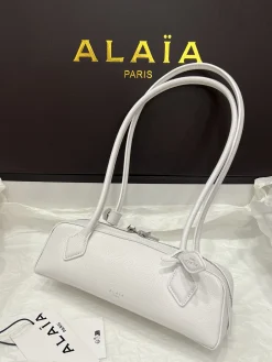 Alternative view of ALAIA Shoulder Bags (White) 27X9X8CM G20202608100429