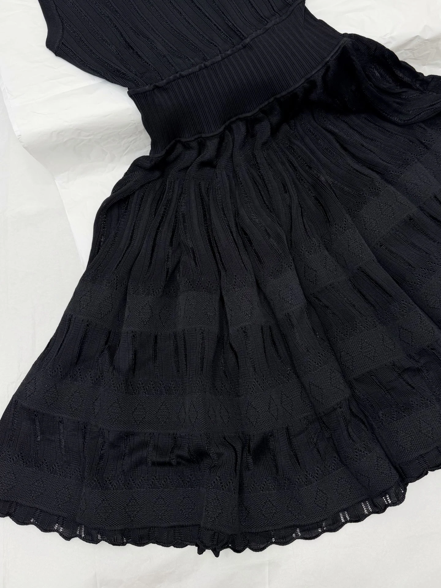 ALAIA Skirts Mesh S-M-L D15202608040503 - Image 3