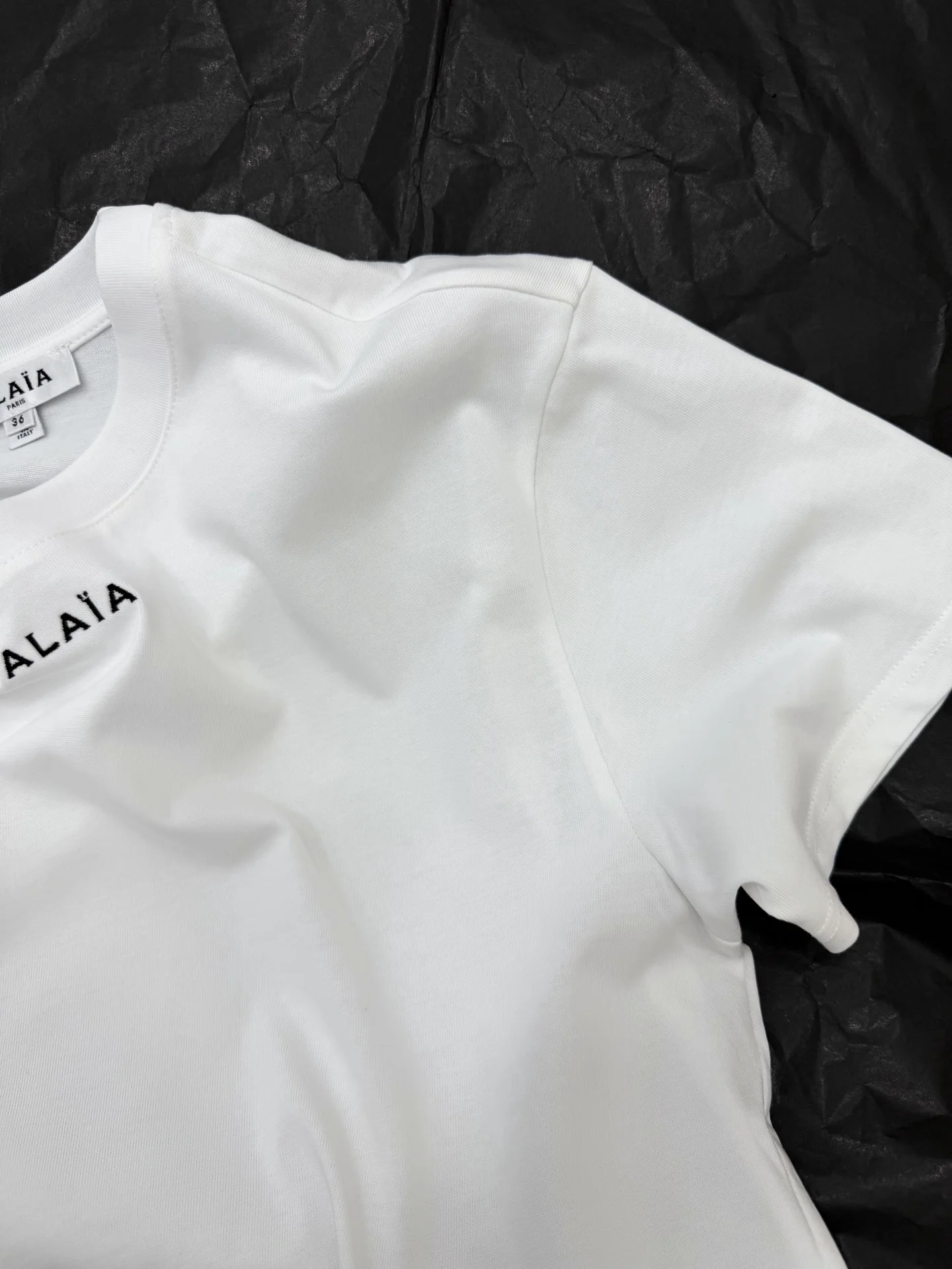 ALAIA T-shirts Cotton S-M-L A85202608041200 - Image 3