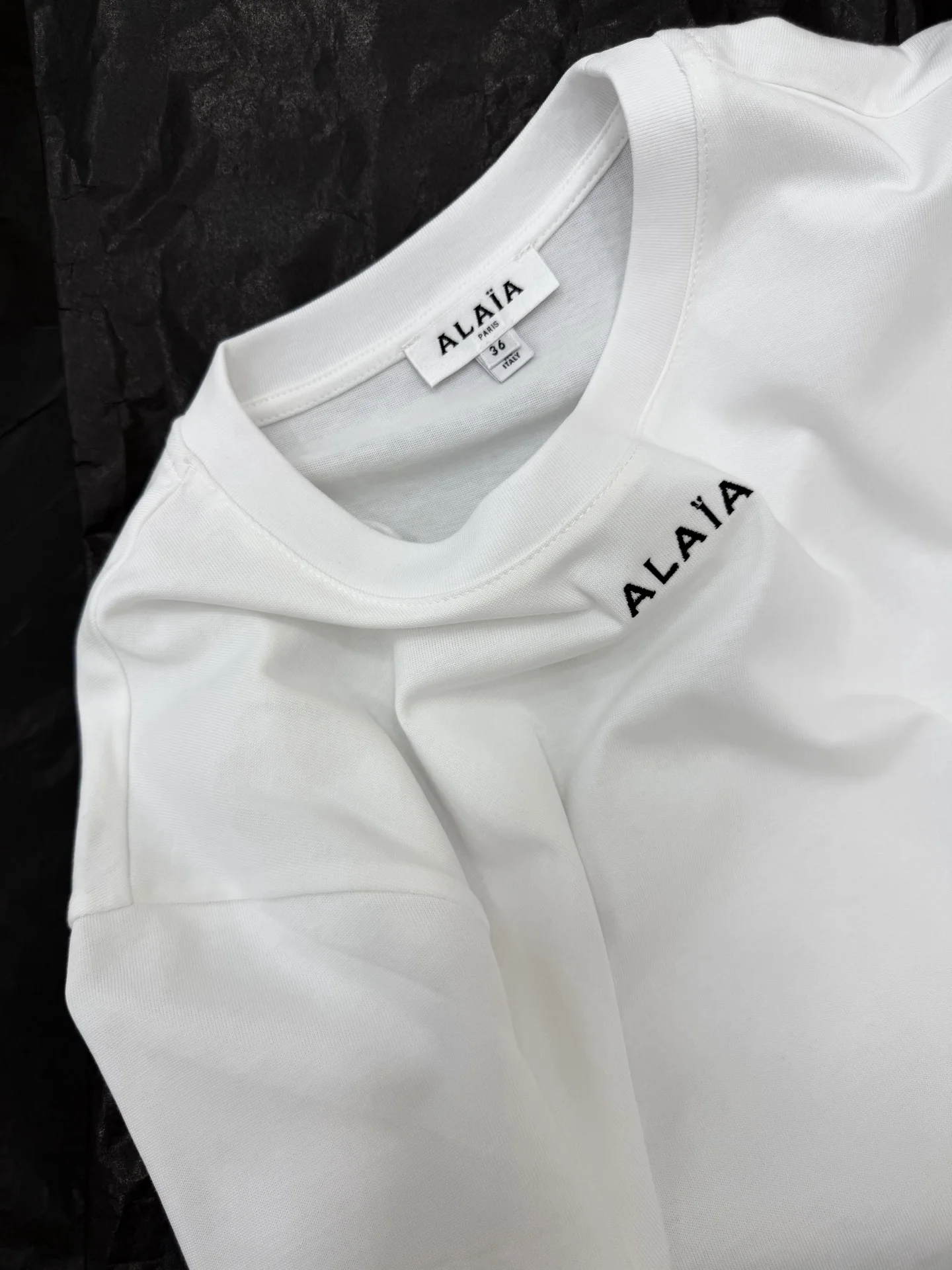 ALAIA T-shirts Cotton S-M-L A85202608041200 - Image 4
