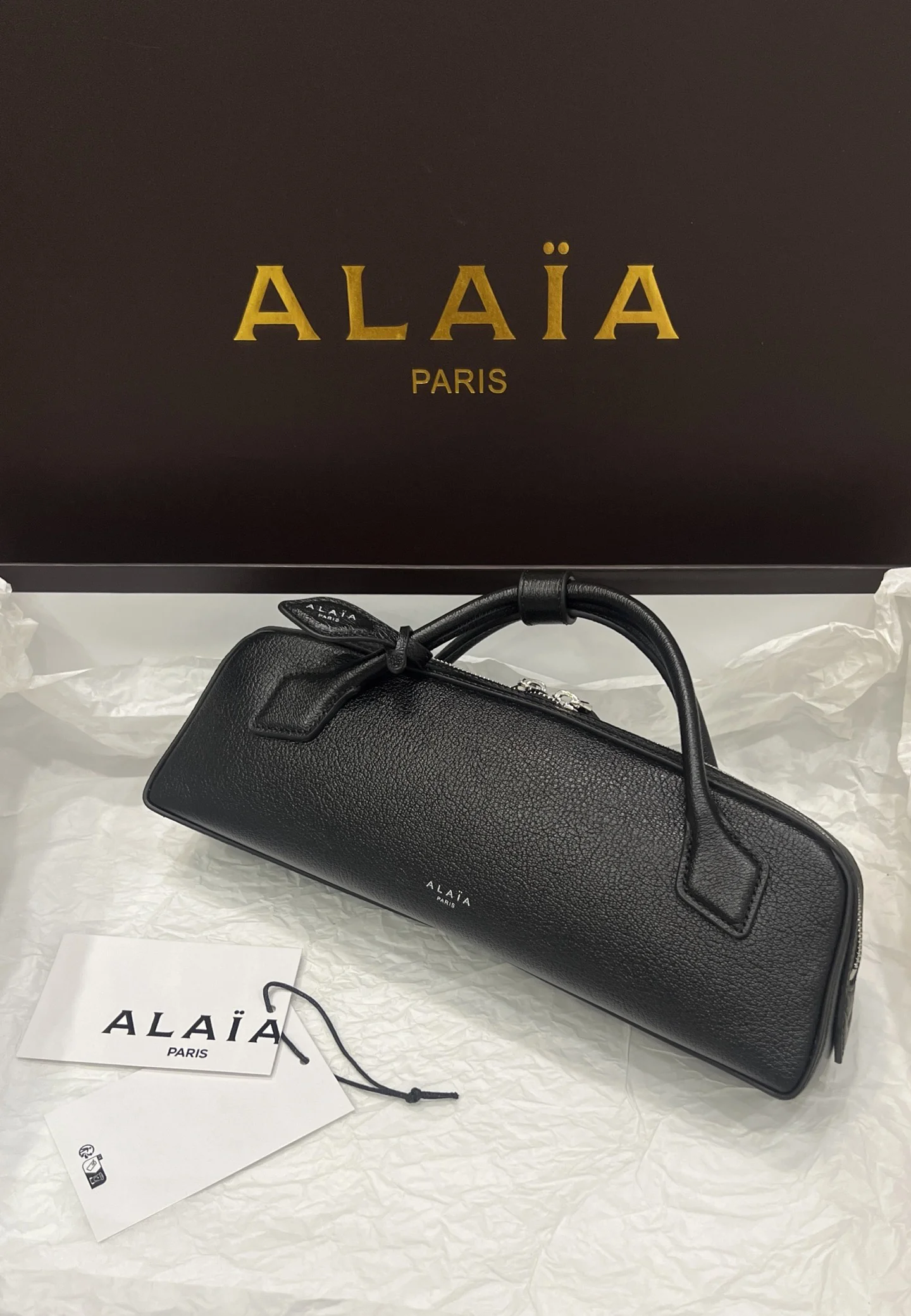 ALAIA Top Handle Bags Calf Leather (Black) 31X10X7CM G00202608100414 - Image 3