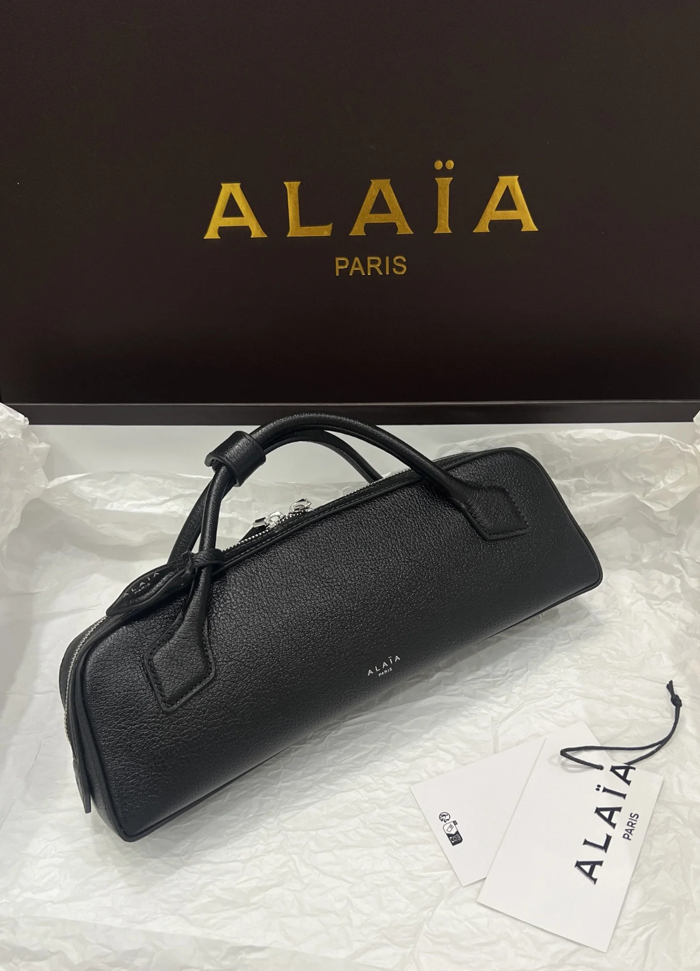 ALAIA Top Handle Bags Calf Leather (Black) 31X10X7CM G00202608100414 - Image 5