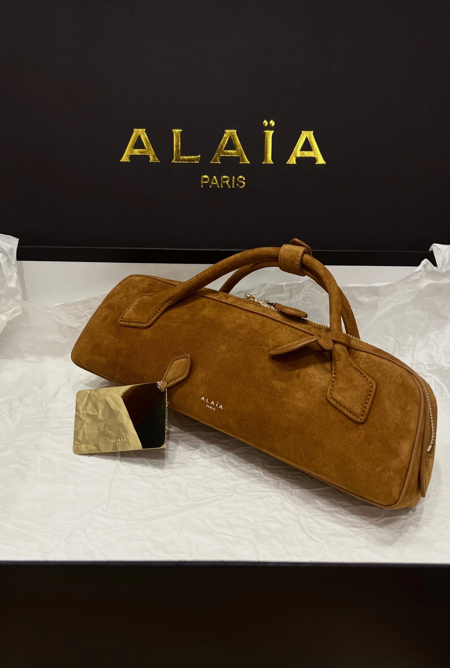 ALAIA Top Handle Bags Suede (Brown) 31X10X7CM G00202608100420 - Image 3