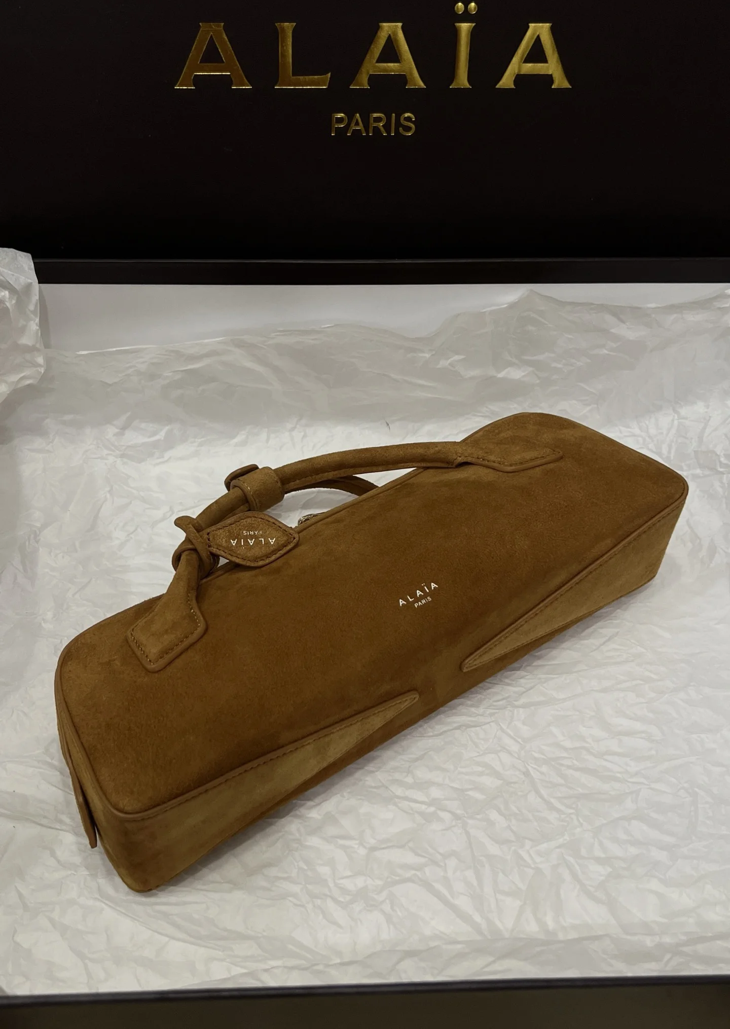 ALAIA Top Handle Bags Suede (Brown) 31X10X7CM G00202608100420 - Image 4