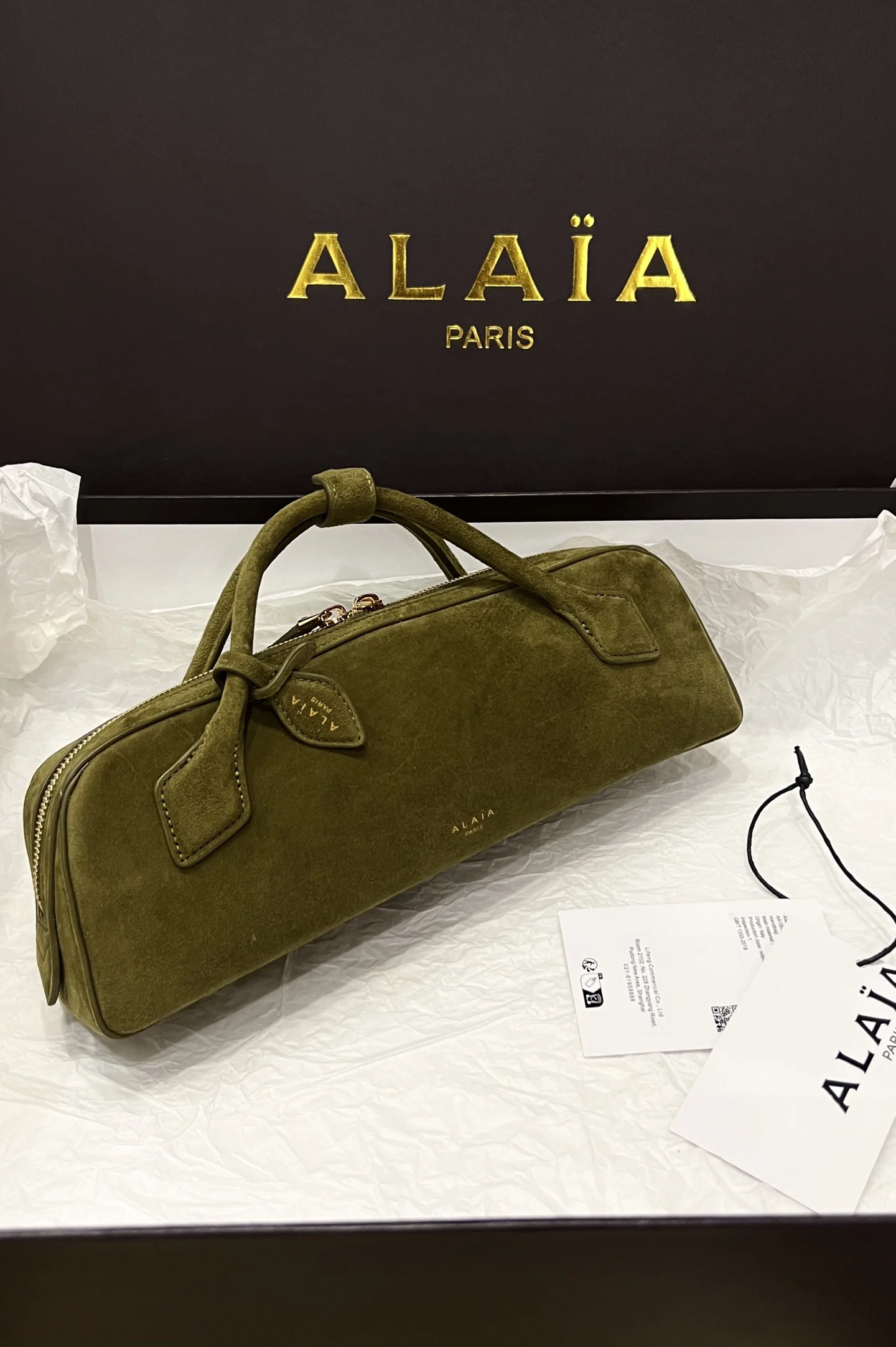 ALAIA Top Handle Bags Suede (Green) 31X10X7CM G00202608100425