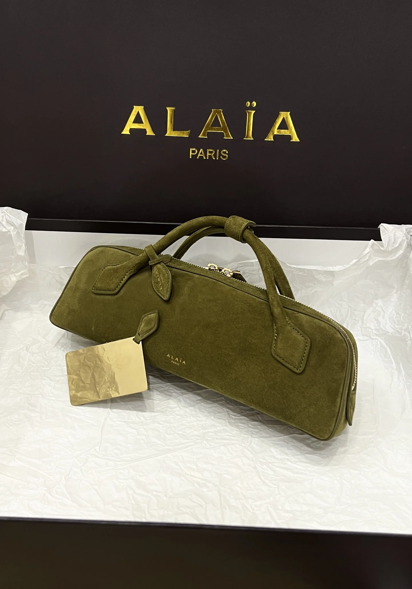 ALAIA Top Handle Bags Suede (Green) 31X10X7CM G00202608100425 - Image 3