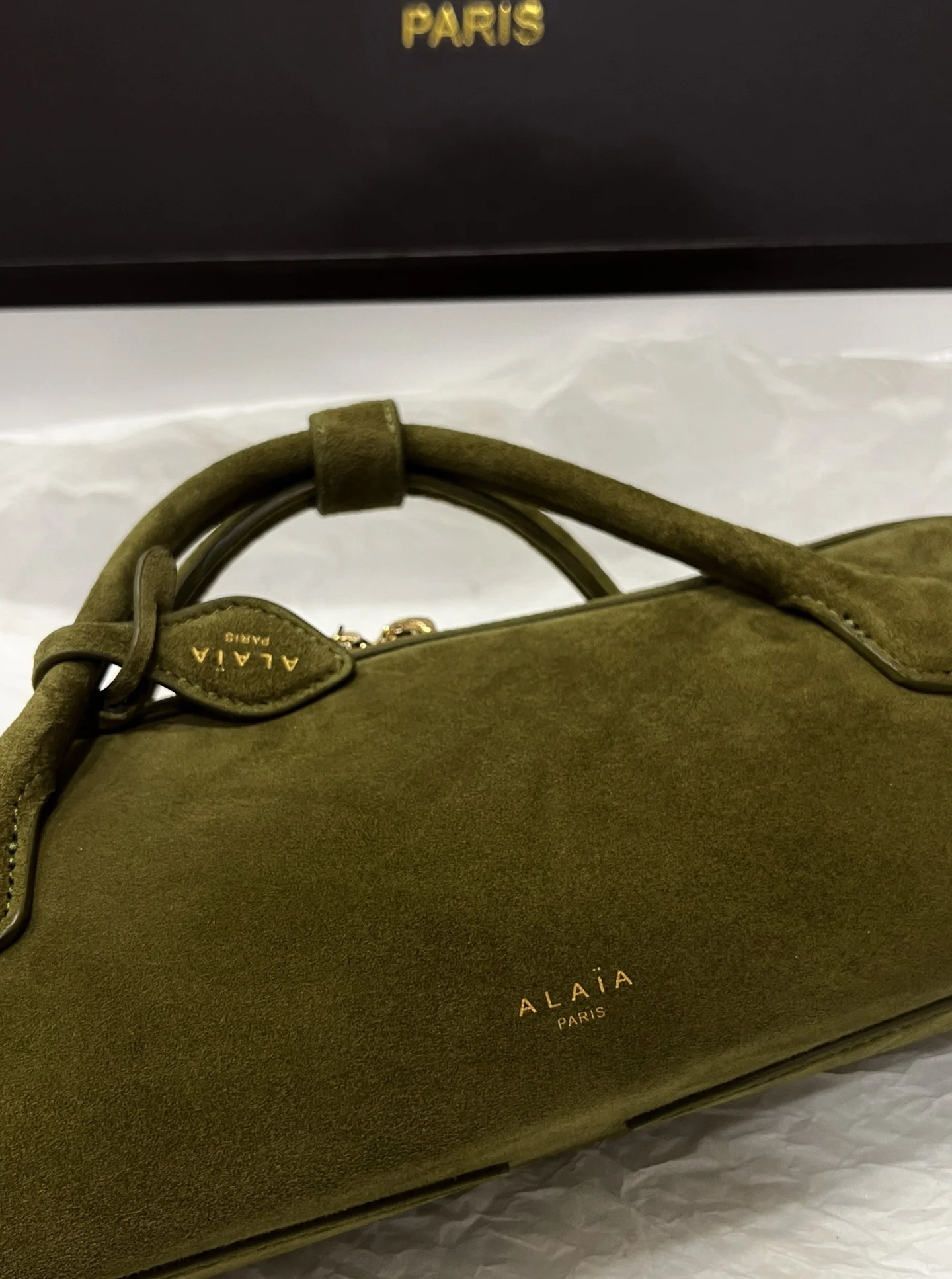 ALAIA Top Handle Bags Suede (Green) 31X10X7CM G00202608100425 - Image 5
