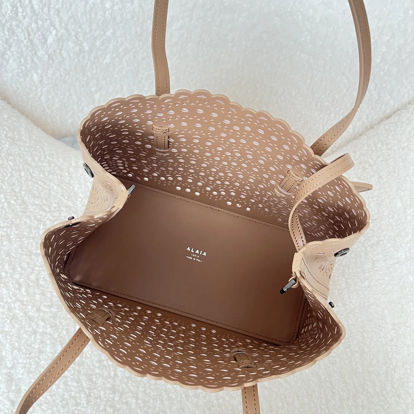 ALAIA Totes Bags Leather (Beige) 25X20X12CM F80202608100351 - Image 6