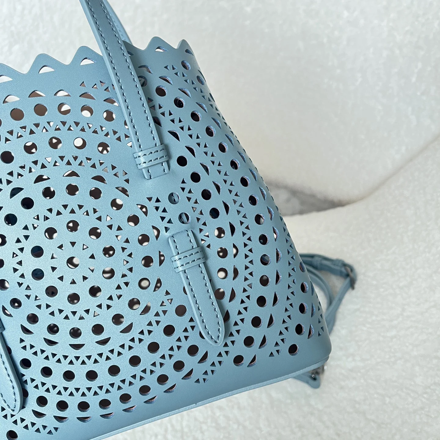 ALAIA Totes Bags Leather (Blue) 20X18X10CM F30202608100339 - Image 4
