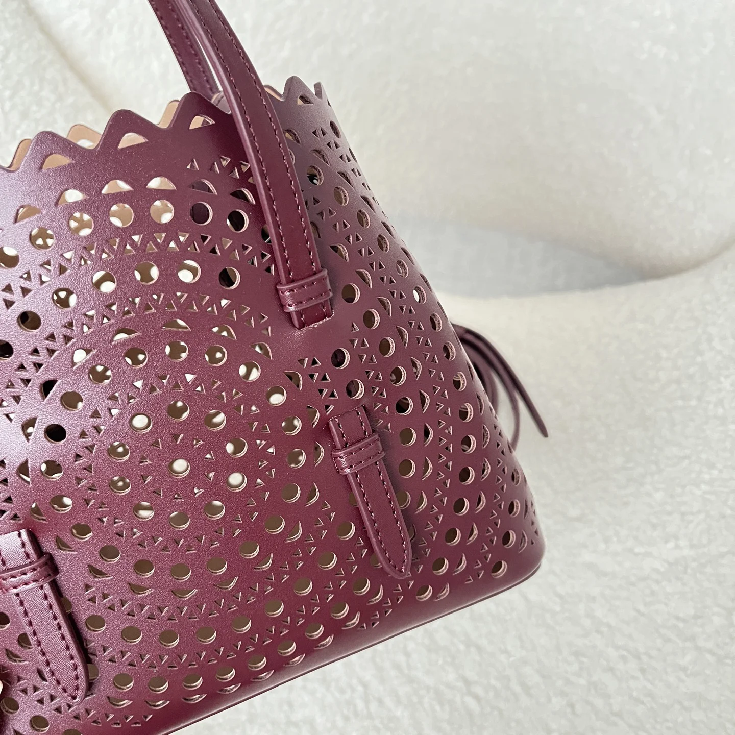 ALAIA Totes Bags Leather (Burgundy) 20X18X10CM F30202608100340 - Image 4
