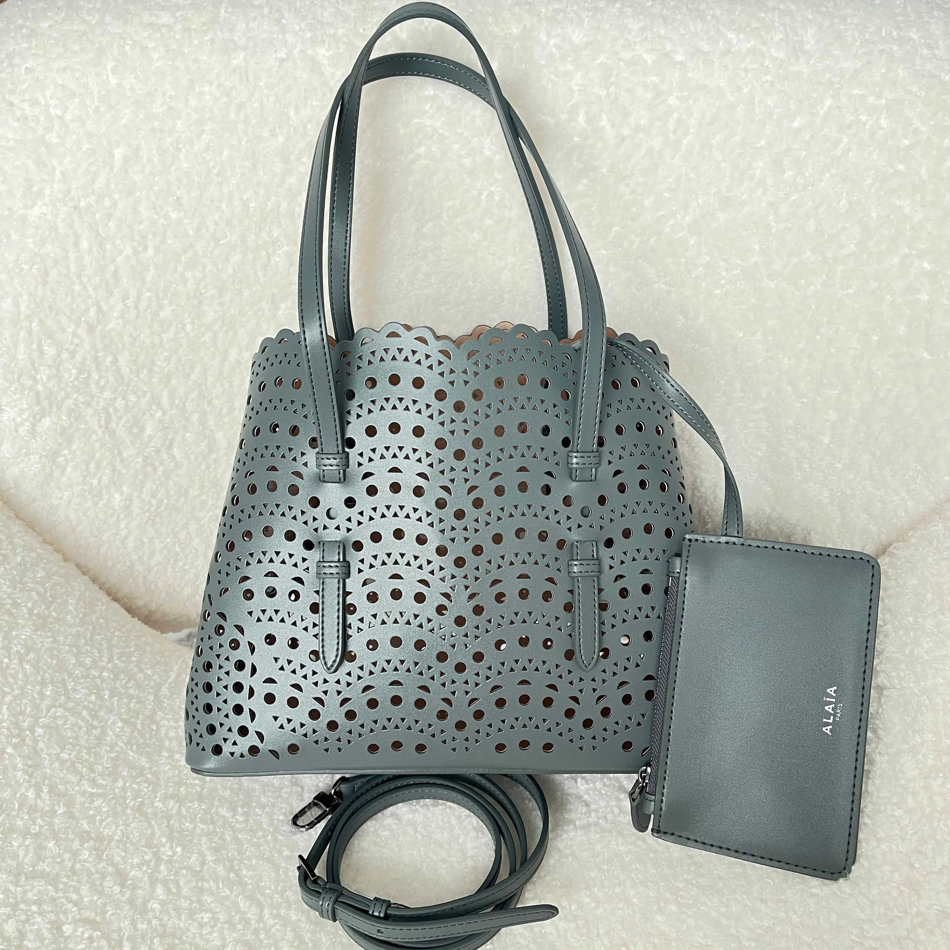 ALAIA Totes Bags Leather (Gray) 25X20X12CM F80202608100345