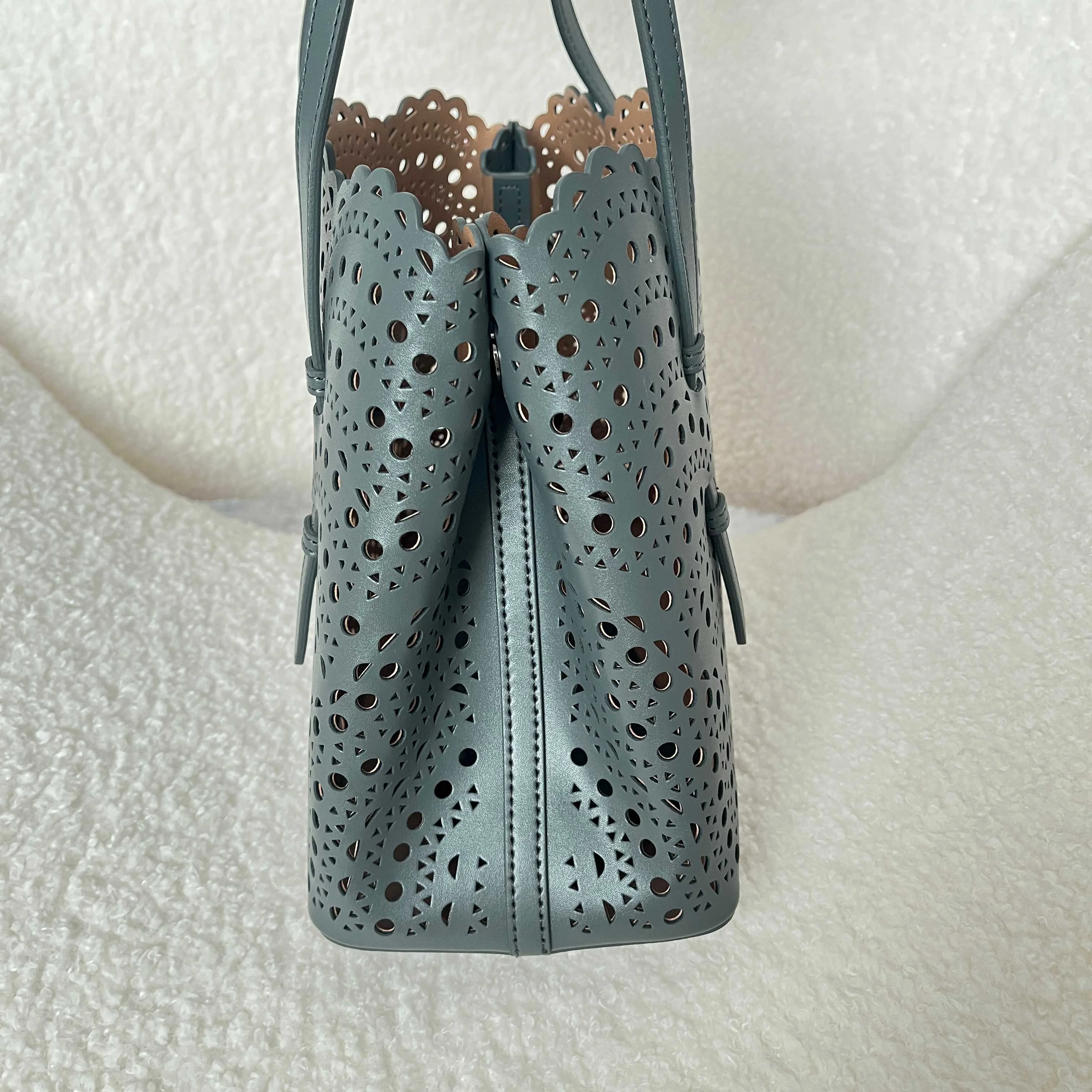 ALAIA Totes Bags Leather (Gray) 25X20X12CM F80202608100345 - Image 2