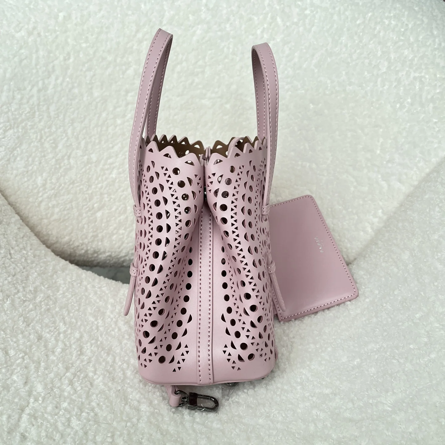 ALAIA Totes Bags (Pink) 20X18X10CM F30202608100341 - Image 2