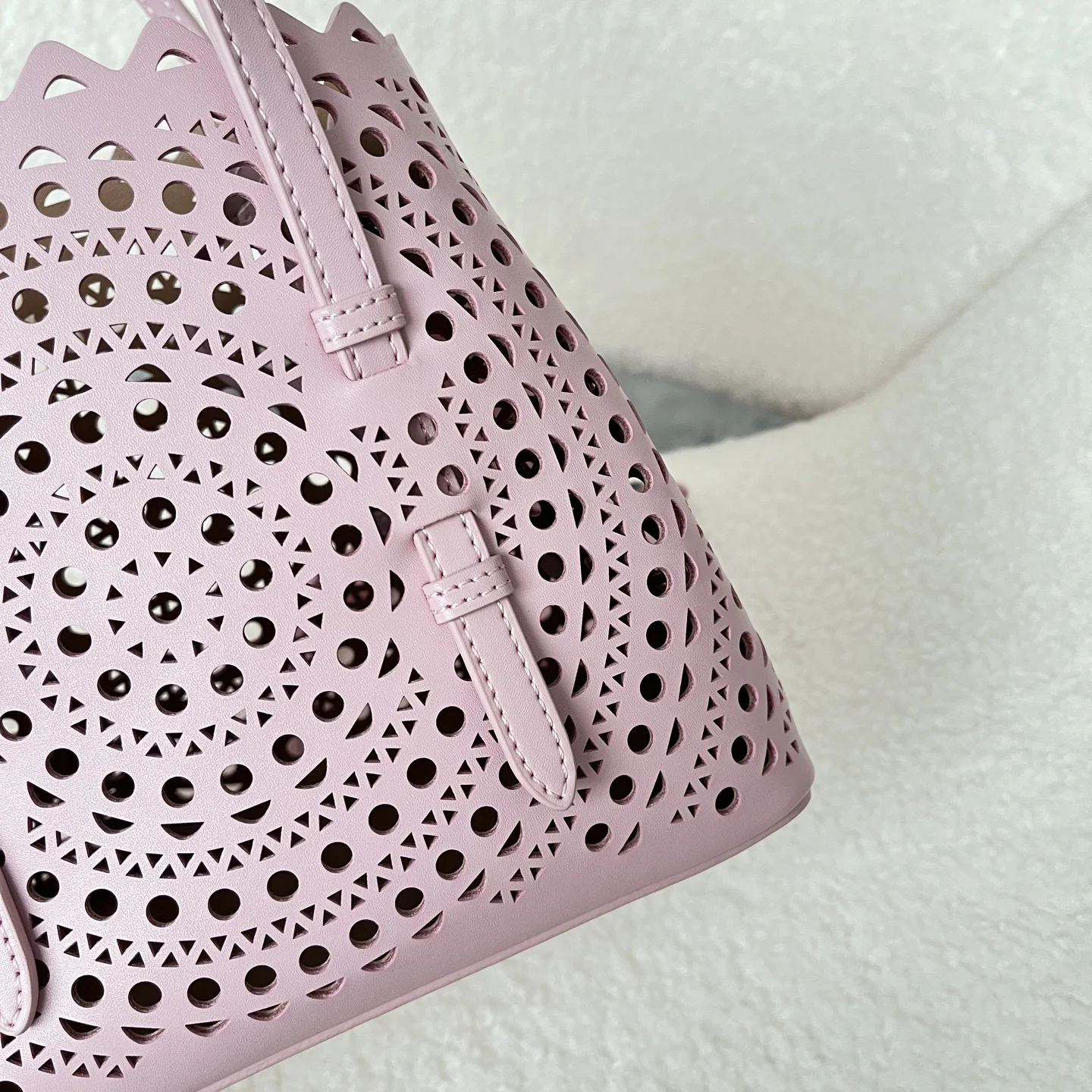 ALAIA Totes Bags (Pink) 20X18X10CM F30202608100341 - Image 4