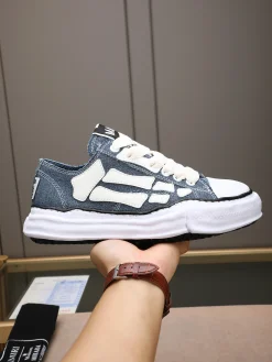 AMIRI Sneakers Canvas EU35-44 B50202608032207