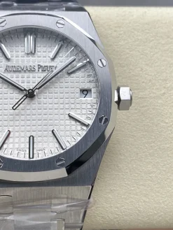 AUDEMARS PIGUET Royal Oak Automatic 15510ST (Silver Dial) 40mm A450202608050073
