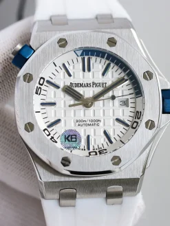 Alternative view of AUDEMARS PIGUET Royal Oak Offshore Automatic 15703 (White-Blue Dial) 42mm A400202608050327