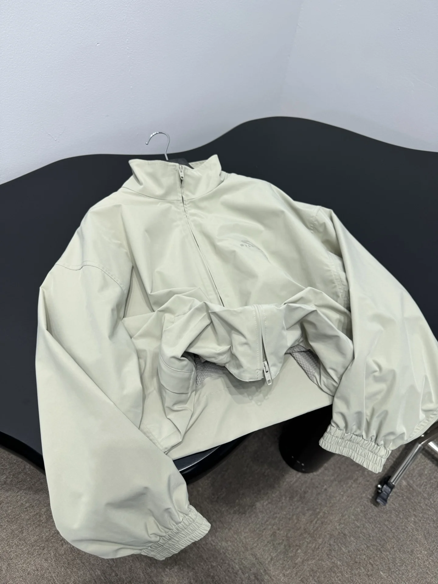 BALENCIAGA Jackets Nylon S-M-L C90202608040950 - Image 6