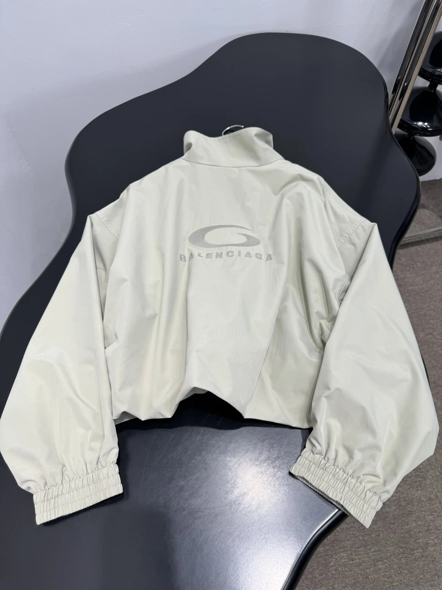 BALENCIAGA Jackets Nylon S-M-L C90202608040950 - Image 8