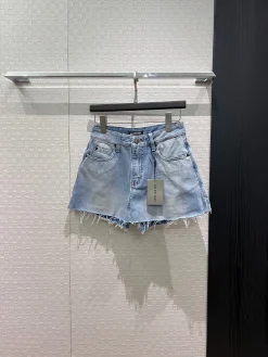 BALENCIAGA Shorts Denim 26-29 B10202608042384