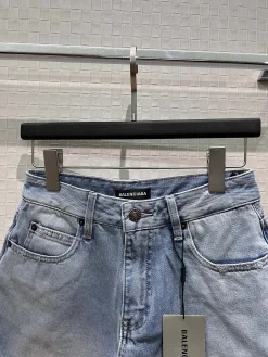 Alternative view of BALENCIAGA Shorts Denim 26-29 B10202608042384