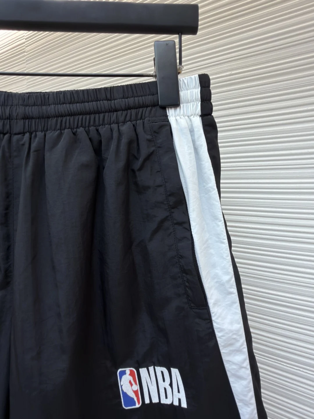 BALENCIAGA Shorts S-L A70202608060339 - Image 5