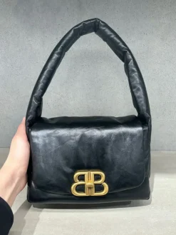 BALENCIAGA Shoulder Bags (Black-Gold) G50202608100063