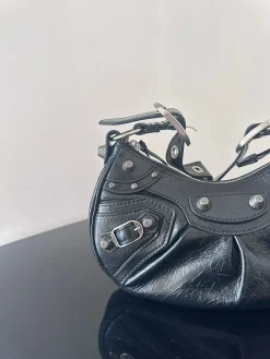 Alternative view of BALENCIAGA Shoulder Bags Lamb Leather (Black) 26X16X10CM E50202608100140