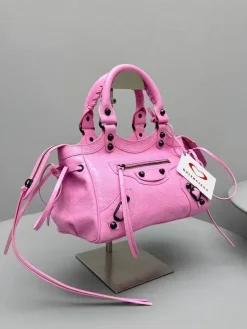 Alternative view of BALENCIAGA Shoulder Bags Lamb Leather (Pink-Black) 24X11X17CM G50202608100148
