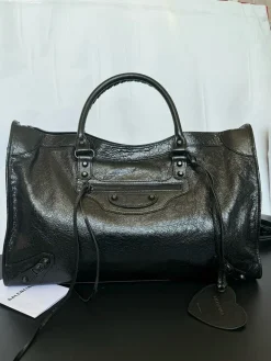 BALENCIAGA Shoulder Bags Leather (Black) 46X17X30CM H40202608100182