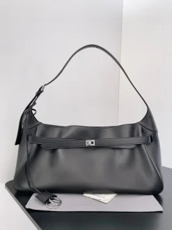 BALENCIAGA Shoulder Bags Leather (Black-Silver) One Size F50202608100056