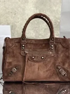 BALENCIAGA Shoulder Bags Suede (Brown) 30X20X10CM E50202608100278