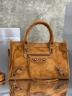 BALENCIAGA Shoulder Bags Suede (Brown) 30X20X10CM F00202608100279