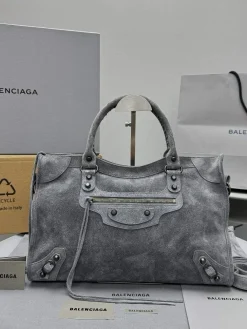 BALENCIAGA Shoulder Bags Suede (Gray) 37X27X10CM F50202608100294
