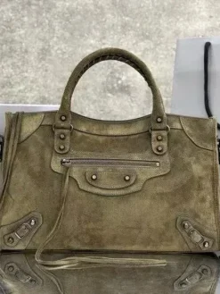 BALENCIAGA Shoulder Bags Suede (Khaki) 37X23X15CM G00202608100298