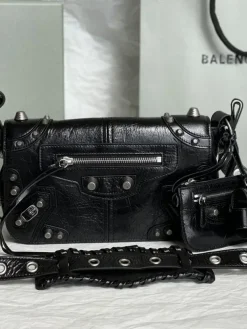 Alternative view of BALENCIAGA Shoulder Bags Waxed Leather (Black) 24X14X5 CM G50202608100314