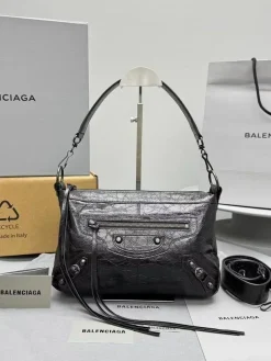 BALENCIAGA Shoulder Bags Waxed Leather (Black) 29X12X19CM F50202608100317