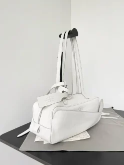 Alternative view of BALENCIAGA Shoulder Bags (White) One Size E30202608100080