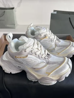 BALENCIAGA Sneakers D10202608030732